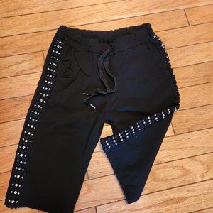 BEYOND FABULOUS SHORTS